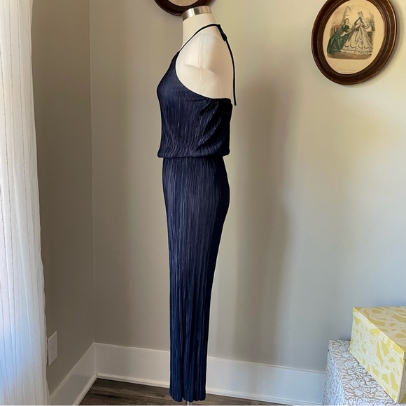 Navy micro pleated jumpsuit with halter top - 19 Cooper - Picture 7 of 12